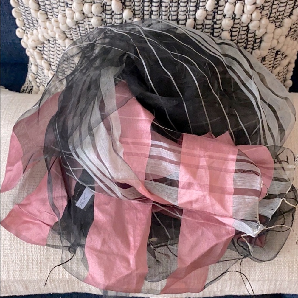 GIURBEK // Silk Scarf NWOT